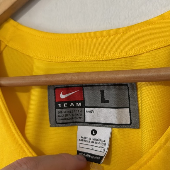 Team Sweden Official Hockey Jersey / 2012-2013 Season / New / Nike / Large - Picture 5 of 11